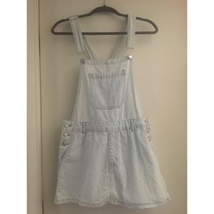 Light washed overall dress/skirt!